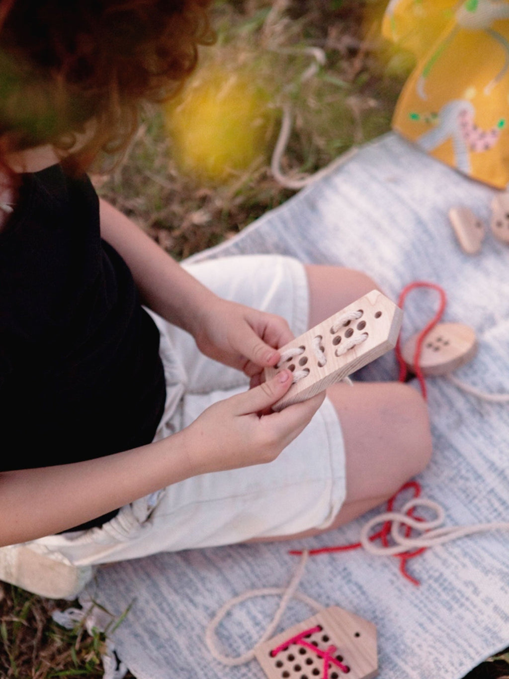 City Scape Lacing Toy Set